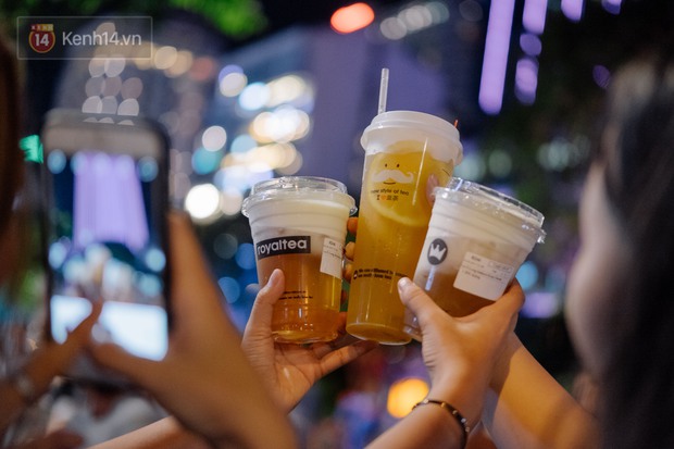 Cơn sốt trà sữa của giới trẻ Việt Nam: Ngày uống 2-3 ly, thẻ tích điểm lên tới cả 20 triệu đồng! - Ảnh 8. Cơn sốt trà sữa của giới trẻ Việt Nam: Ngày uống 2-3 ly, thẻ tích điểm lên tới cả 20 triệu đồng! - Ảnh 8.