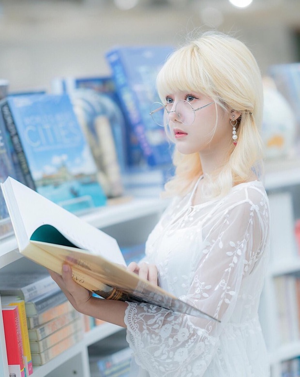 Lộ ảnh trong quá khứ, hot girl má phính nổi tiếng Thái Lan bị nghi đã PTTM - Ảnh 10. Lộ ảnh trong quá khứ, hot girl má phính nổi tiếng Thái Lan bị nghi đã PTTM - Ảnh 10.