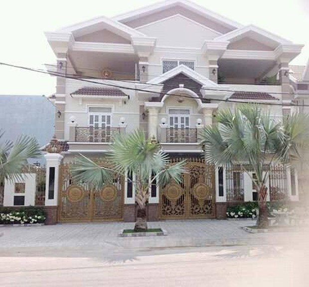 Chẳng bao giờ khoa trương nhưng khối tài sản kếch xù của H.AT, Ưng Hoàng Phúc không phải dạng vừa đâu! - Ảnh 1. Chẳng bao giờ khoa trương nhưng khối tài sản kếch xù của H.AT, Ưng Hoàng Phúc không phải dạng vừa đâu! - Ảnh 1.