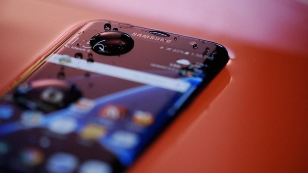 Màn hình smartphone luôn tắt khi bạn nghe điện thoại, 96% người dùng không biết lý do tại sao - Ảnh 1. Màn hình smartphone luôn tắt khi bạn nghe điện thoại, 96% người dùng không biết lý do tại sao - Ảnh 1.