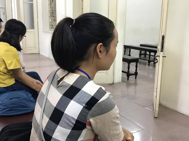 Hà Nội: Cụ ông 79 tuổi hiếp dâm bé gái bị phạt 8 năm tù - Ảnh 4. Hà Nội: Cụ ông 79 tuổi hiếp dâm bé gái bị phạt 8 năm tù - Ảnh 4.