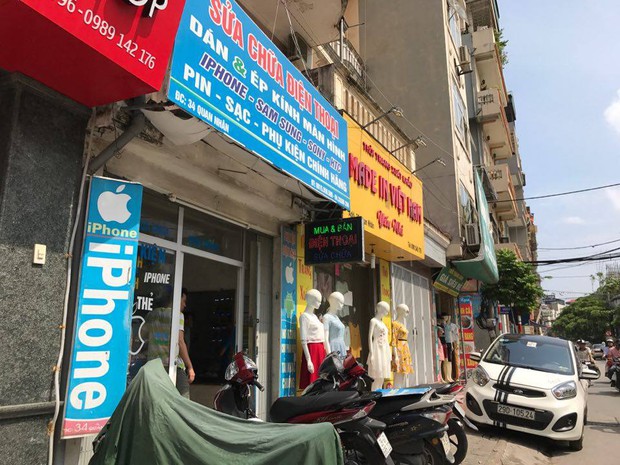 Clip: Giả vờ mua điện thoại, thanh niên cầm iPhone tự sướng, khen mình đẹp trai rồi chuồn nhanh như một cơn gió - Ảnh 5. Clip: Giả vờ mua điện thoại, thanh niên cầm iPhone tự sướng, khen mình đẹp trai rồi chuồn nhanh như một cơn gió - Ảnh 5.