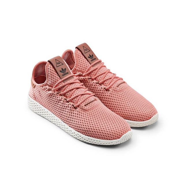 Pharrell Williams và Stan Smith tái hợp cho BST mới toàn tone màu pastel đẹp mê hồn của adidas - Ảnh 13. Pharrell Williams và Stan Smith tái hợp cho BST mới toàn tone màu pastel đẹp mê hồn của adidas - Ảnh 13.