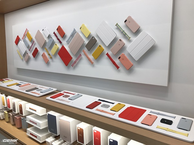 Trải nghiệm thực tế Apple Store Orchard Singapore: khi bạn không chỉ trả tiền cho thương hiệu, thiết kế mà quan trọng hơn cả là trải nghiệm - Ảnh 23. Trải nghiệm thực tế Apple Store Orchard Singapore: khi bạn không chỉ trả tiền cho thương hiệu, thiết kế mà quan trọng hơn cả là trải nghiệm - Ảnh 23.