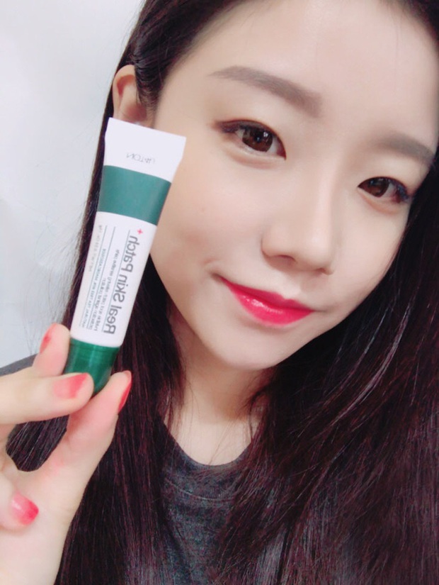 Cô nàng này đã dùng thử gel dán mụn thần thánh suốt thời gian qua và đây là kết quả - Ảnh 4. Cô nàng này đã dùng thử gel dán mụn thần thánh suốt thời gian qua và đây là kết quả - Ảnh 4.
