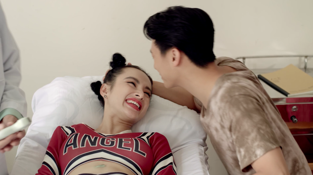 Glee Việt tuần này: Angela vừa bị phanh phui chuyện có thai, vừa bị Rocker hắt hủi - Ảnh 6. Glee Việt tuần này: Angela vừa bị phanh phui chuyện có thai, vừa bị Rocker hắt hủi - Ảnh 6.