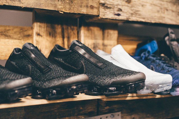 20 mẫu sneakers hiếm có và đắt giá nhất tại Sneakerness Paris Xuân/Hè 2017 20 mẫu sneakers hiếm có và đắt giá nhất tại Sneakerness Paris Xuân/Hè 2017