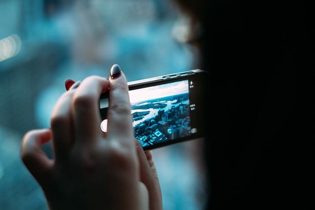 Hãy nhớ 6 mẹo sau để video luôn đẹp khi quay phim trên iPhone - Ảnh 2. Hãy nhớ 6 mẹo sau để video luôn đẹp khi quay phim trên iPhone - Ảnh 2.