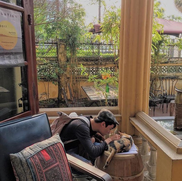 6 quán cafe ở khu hồ Tây luôn nằm trong top check-in của giới trẻ Hà Nội - Ảnh 13. 6 quán cafe ở khu hồ Tây luôn nằm trong top check-in của giới trẻ Hà Nội - Ảnh 13.