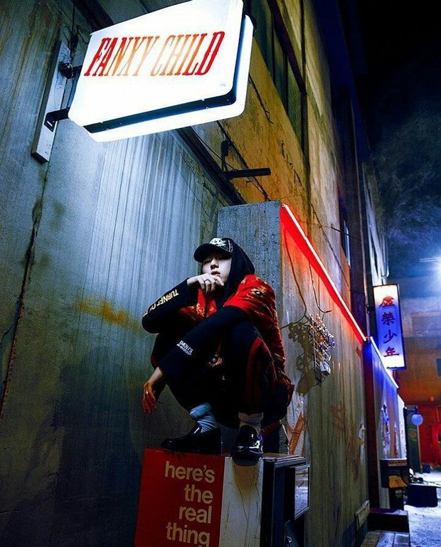 Zico - chàng rapper tắc kè hoa với phong cách không ai làm ngơ nổi - Ảnh 5. Zico - chàng rapper tắc kè hoa với phong cách không ai làm ngơ nổi - Ảnh 5.