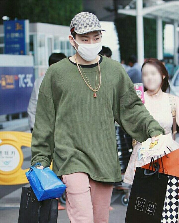 Zico - chàng rapper tắc kè hoa với phong cách không ai làm ngơ nổi - Ảnh 18. Zico - chàng rapper tắc kè hoa với phong cách không ai làm ngơ nổi - Ảnh 18.