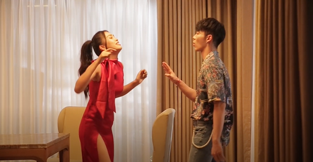 Đã nhận lời đóng cameo, Đức Phúc còn hào sảng cho Erik vay 20 triệu ngay trước ngày quay MV mới, nhưng bao giờ mới được trả đây? - Ảnh 4. Đã nhận lời đóng cameo, Đức Phúc còn hào sảng cho Erik vay 20 triệu ngay trước ngày quay MV mới, nhưng bao giờ mới được trả đây? - Ảnh 4.