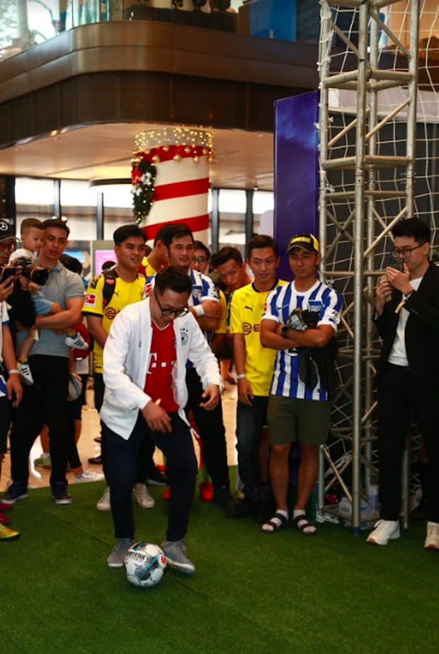 Không khí sôi động tại cuộc thi Bundesliga Penalty Shoot-out do Next Media và AHK tổ chức - Ảnh 5. Không khí sôi động tại cuộc thi Bundesliga Penalty Shoot-out do Next Media và AHK tổ chức - Ảnh 5.