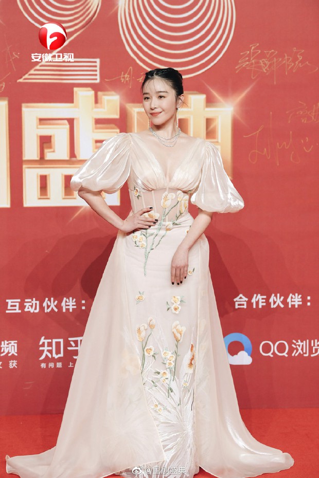 S Ki N Hot C A Cbiz Quan Hi U Ng L Ng L Y S C C C G T B N T Nh C Ng Lu N H Nh T