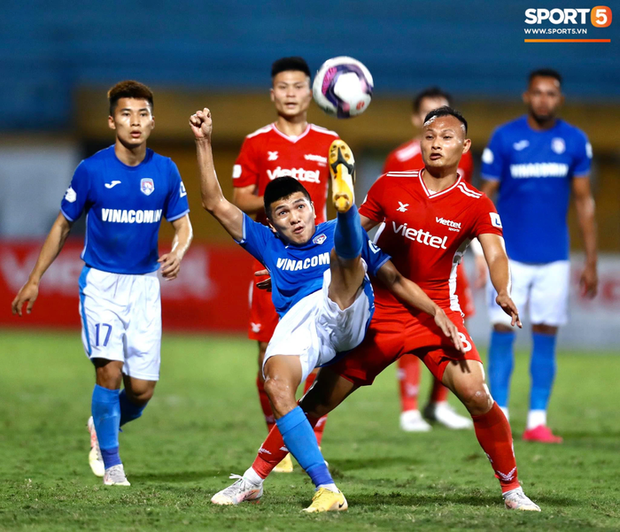Cơn lốc đỏ Viettel giành chiến thắng 2-1 gay cấn trước CLB Quảng Ninh - Ảnh 5. Cơn lốc đỏ Viettel giành chiến thắng 2-1 gay cấn trước CLB Quảng Ninh - Ảnh 5.