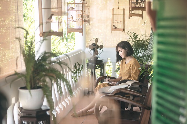 Vpop tháng 8 lại đón thêm một MV đẹp như phim điện ảnh từ Bích Phương - Ảnh 3.