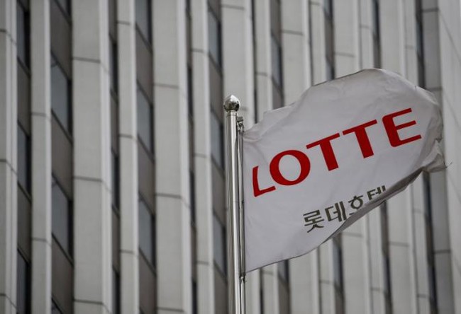 Phó chủ tịch tập đoàn Lotte chết, nghi do tự tử - Ảnh 3.