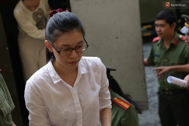 Sáng nay, xét xử vụ hoa hậu Phương Nga lừa tiền tỉ