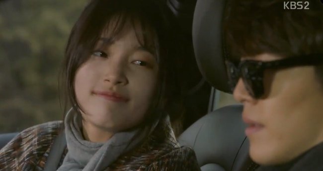 Uncontrollably Fond: Kim Woo Bin đánh nhau tóe máu, Suzy vì nghèo đã nhận hối lộ - Ảnh 19.