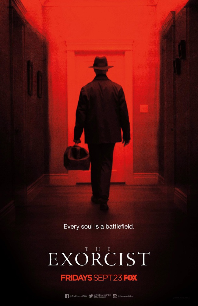 Phiên bản truyền hình của phim kinh dị The Exorcist tung poster mới gây ám ảnh - Ảnh 2.