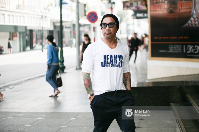 Street style ngày 5 VIFW: Mâu Thủy chơi lầy, đội mấn đạp xe trên phố cực lạ - Ảnh 38.