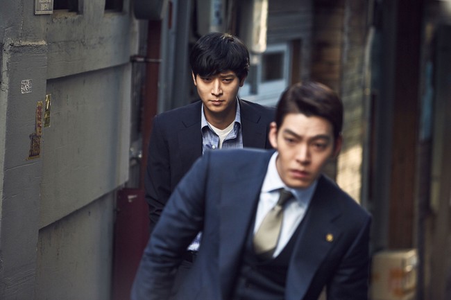 Điện ảnh Hàn tháng 12: Sân khấu của Kim Woo Bin và Kang Dong Won? - Ảnh 38.