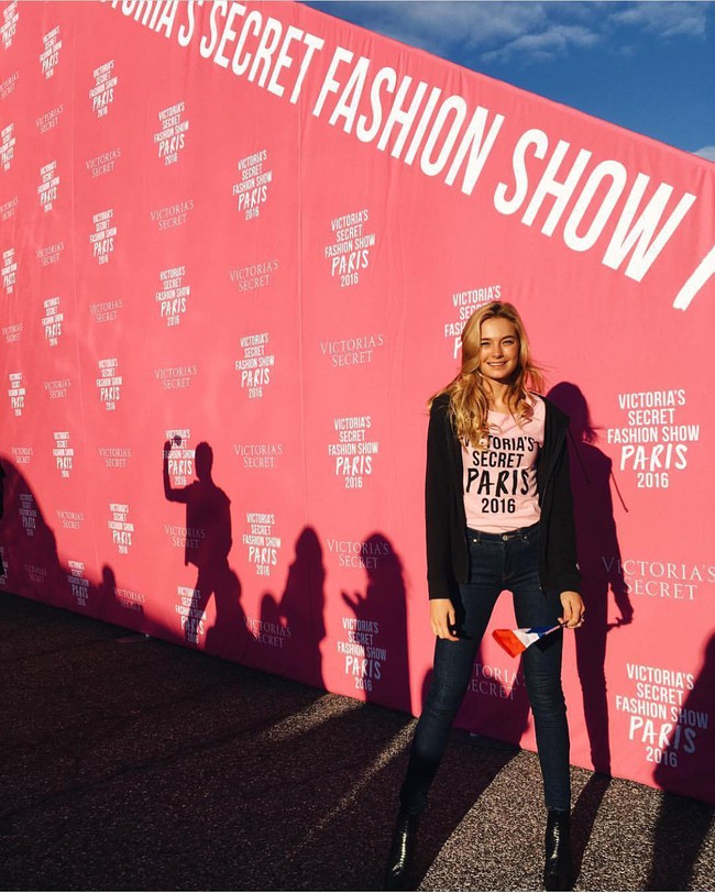 Dàn thiên thần Victorias Secret tưng bừng lên đường sang Paris chuẩn bị cho VSFS 2016 - Ảnh 11.
