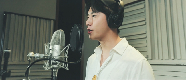 Thanh Bùi, Đông Nhi cùng 10 ca sĩ ghi âm cho ca khúc We Are One - Ảnh 12.