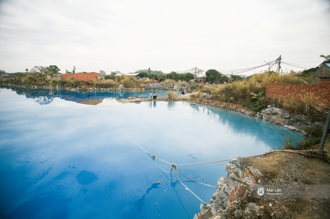 Hồ nước xanh ngắt kì lạ ở Hải Phòng: Địa điểm mới đang khiến giới trẻ xôn xao - Ảnh 4.