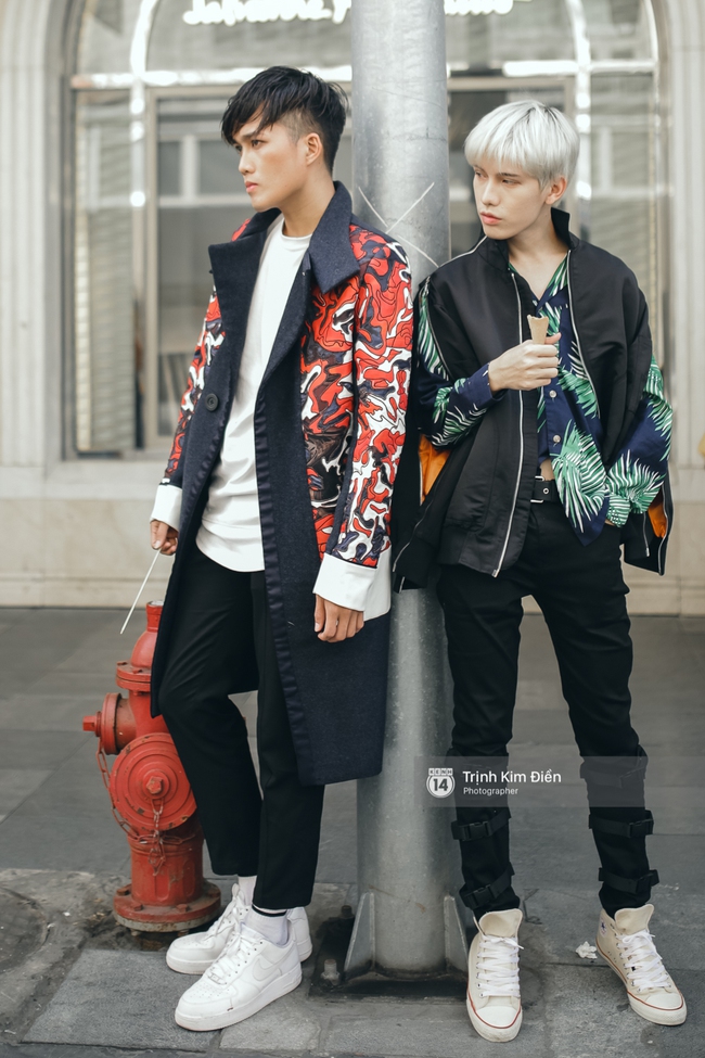 Street style ngày 5 VIFW: Mâu Thủy chơi lầy, đội mấn đạp xe trên phố cực lạ - Ảnh 17.