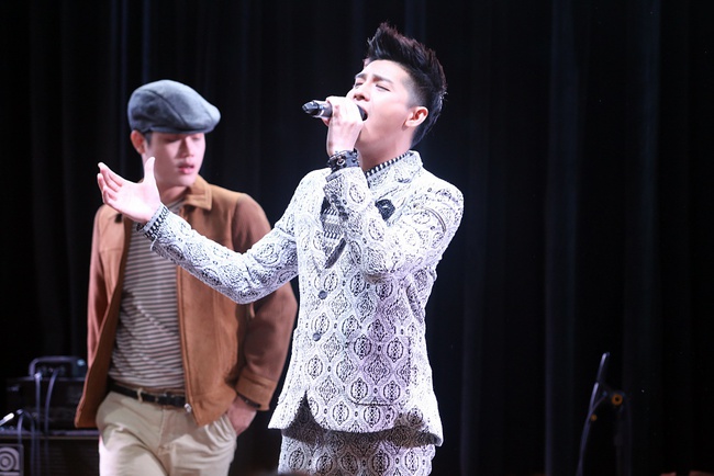 Là ca sĩ Việt đầu tiên tổ chức họp fan ở Hàn, Noo Phước Thịnh vẫn được hàng trăm khán giả vây kín ủng hộ - Ảnh 7.