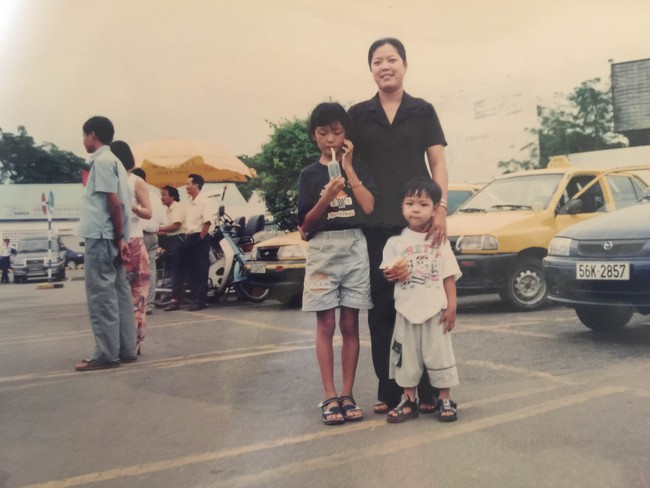 Thúy Vân lần đầu khoe ảnh lúc nhỏ, tiết lộ từng làm tiếp tân năm 16 tuổi - Ảnh 4.