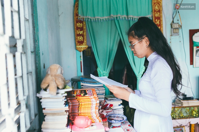 Nữ sinh trả lại món quà do chính tay Phó thủ tướng trao tặng, để nhường bạn khác khó khăn hơn - Ảnh 12.
