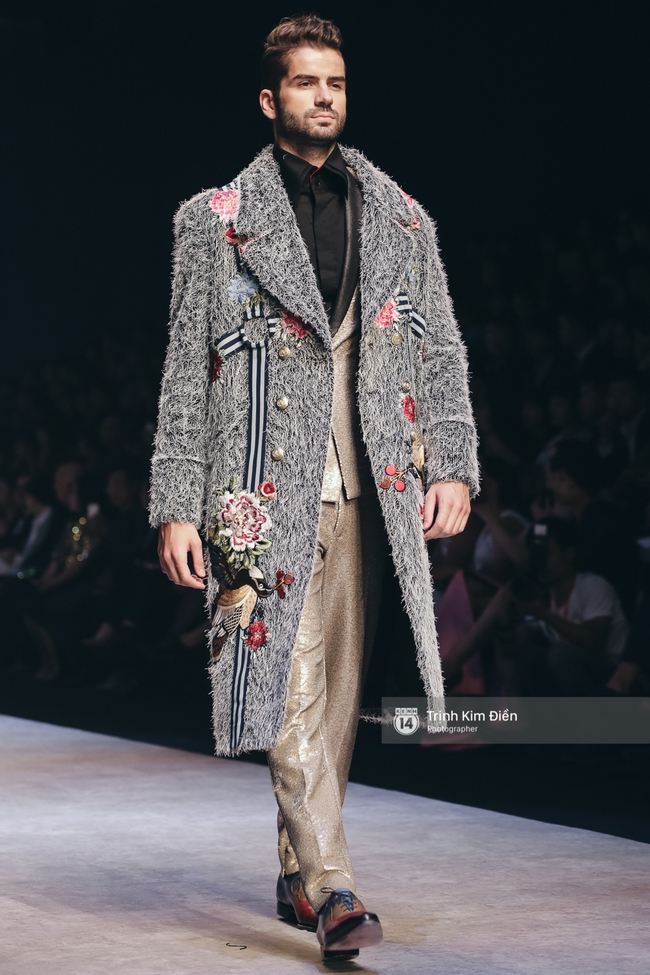 Mẫu 1m54 Fung La cùng Thanh Hằng làm vedette cho Công Trí - Ảnh 13.