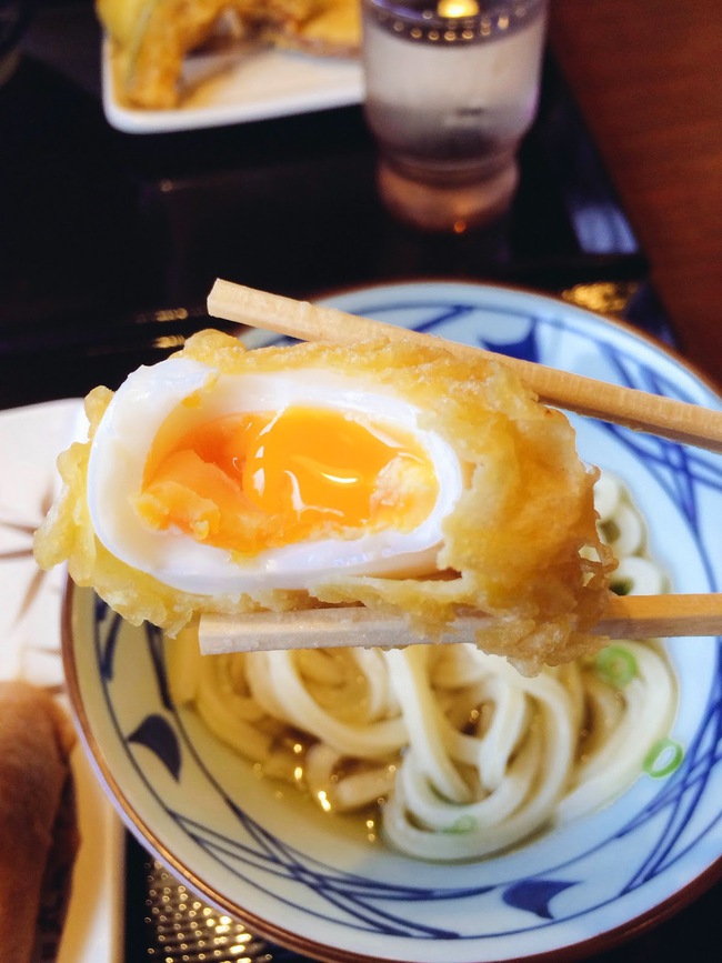 Cách để làm tempura trứng giòn tan mà vẫn còn nguyên lòng đào - Ảnh 7. Cách để làm tempura trứng giòn tan mà vẫn còn nguyên lòng đào - Ảnh 7.
