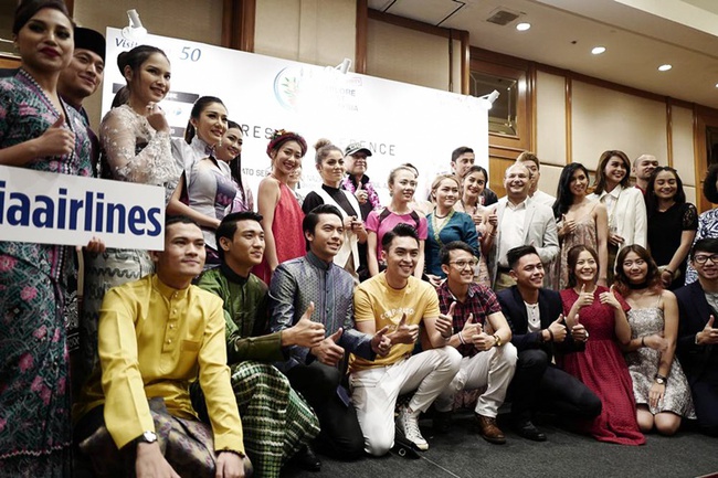 Khả Ngân tự hào tham gia Tuần lễ Asean tại Malaysia cùng loạt nghệ sĩ quốc tế - Ảnh 3.