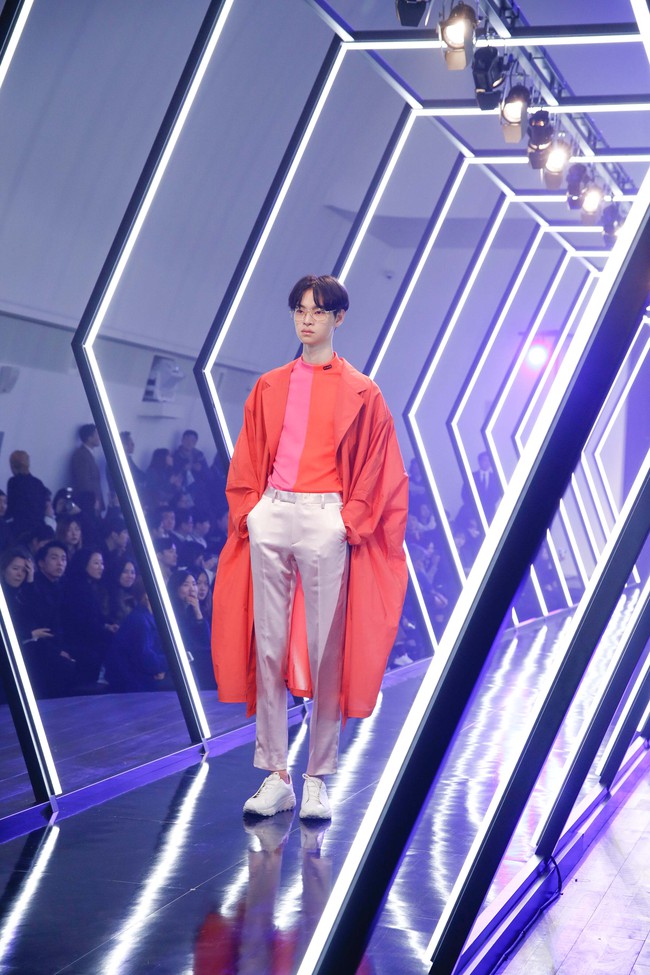 Kelbin Lei lại im ỉm qua Seoul dự show thời trang, sánh vai bên Luna (f(x)) - Ảnh 8.