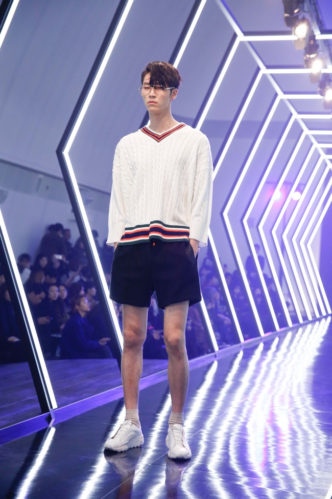 Kelbin Lei lại im ỉm qua Seoul dự show thời trang, sánh vai bên Luna (f(x)) - Ảnh 15.