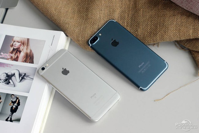 Cận cảnh iPhone 7 Plus bản màu xanh đẹp khó có thể cầm lòng - Ảnh 5.