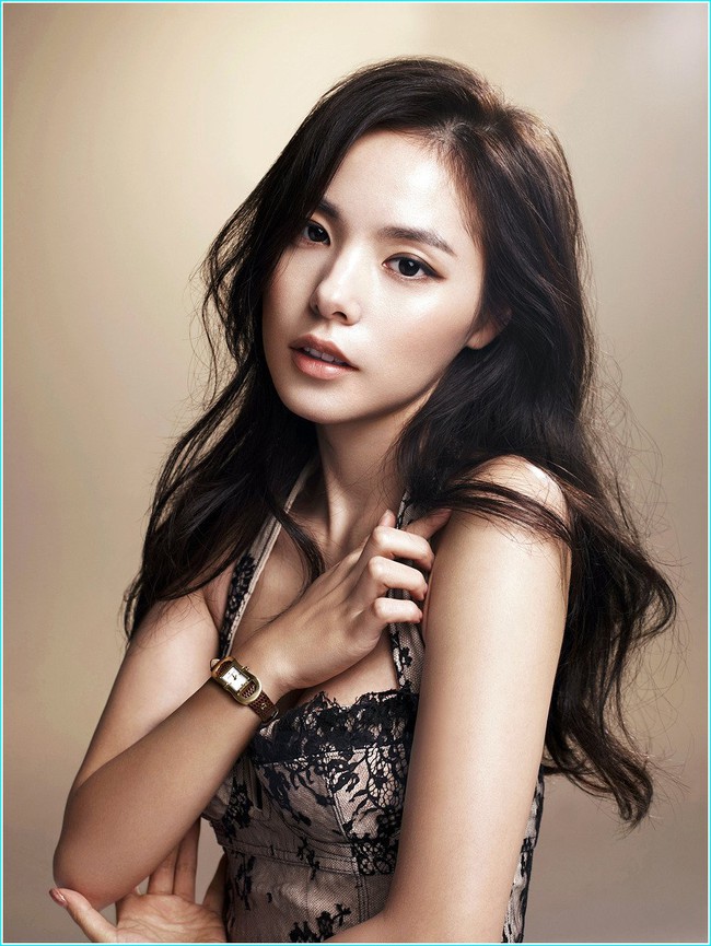 Song Hye Kyo, Lee Hyori và hai người đẹp đình đám: Ai sở hữu chiếc mũi hoàn hảo nhất xứ Hàn? - Ảnh 8.