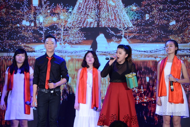 Thần đồng piano Evan Lê trình diễn Diễm Xưa trong đêm nhạc gây quỹ cho Học bổng Trịnh Công Sơn - Ảnh 11.