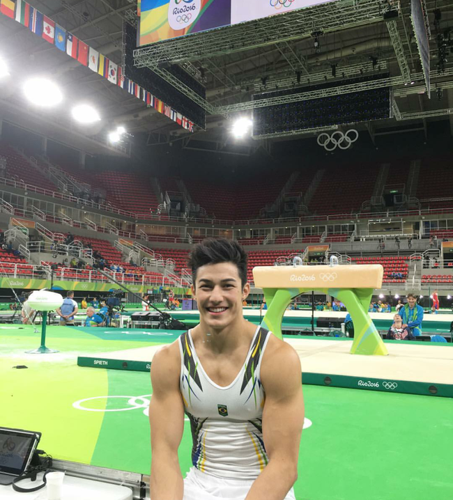 Đây chính là chàng VĐV sở hữu nụ cười như muốn đốt cháy cả sàn đấu ở Olympic 2016! - Ảnh 4. Đây chính là chàng VĐV sở hữu nụ cười như muốn đốt cháy cả sàn đấu ở Olympic 2016! - Ảnh 4.