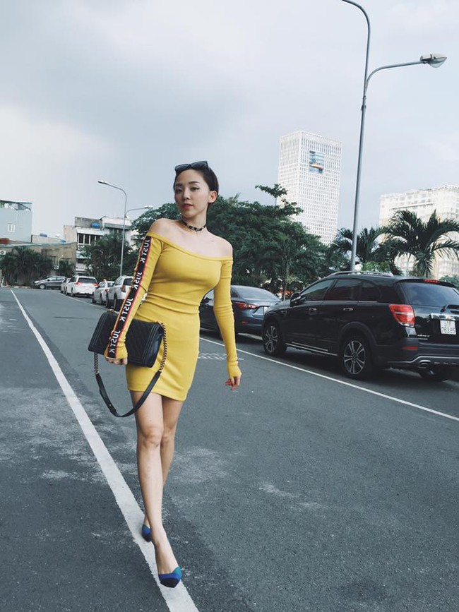 Tuần qua chính là cuộc chiến vai trần của các kiều nữ Vbiz - Ảnh 1. Tuần qua chính là cuộc chiến vai trần của các kiều nữ Vbiz - Ảnh 1.