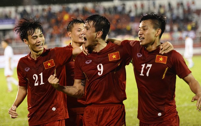 Tuyển Việt Nam vượt Thái Lan trên bảng xếp hạng FIFA - Ảnh 1.