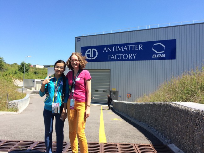 Cô gái vàng Vật lý lớn lên từ gánh phở trở thành nữ sinh duy nhất đạt gương mặt trẻ Việt Nam tiêu biểu - Ảnh 4.