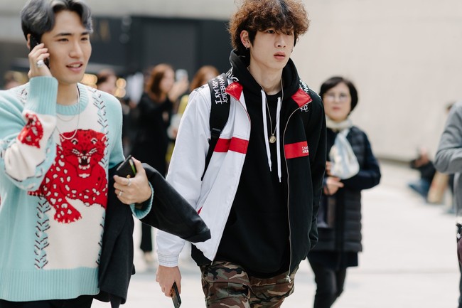 Mới ngày đầu dự Seoul Fashion Week, Tóc Tiên và Min đã lọt Top street style của Vogue - Ảnh 21.