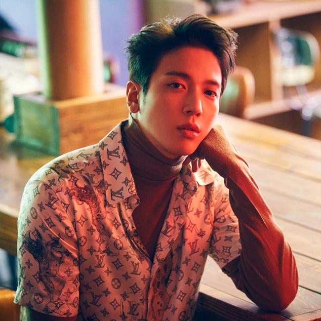 CNBLUE đẹp trai ngời ngợi trong loạt ảnh trở lại hoành tráng - Ảnh 8.