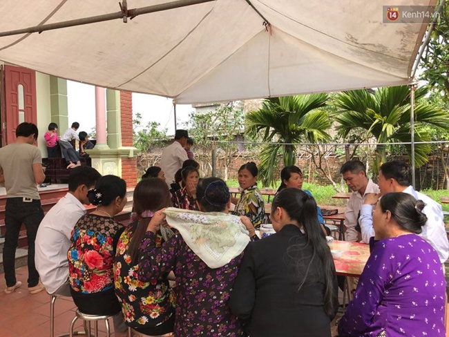 Người thân ở quê nhà đau đớn đón thi thể bé gái người Việt bị sát hại ở Nhật - Ảnh 3. Người thân ở quê nhà đau đớn đón thi thể bé gái người Việt bị sát hại ở Nhật - Ảnh 3.