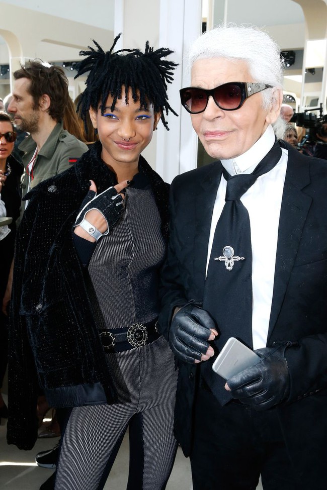 Ảnh diện đồ đôi của Châu Bùi - Cao Minh Thắng khiến Willow Smith đăng lên Instagram kèm icon thèm thuồng - Ảnh 6. Ảnh diện đồ đôi của Châu Bùi - Cao Minh Thắng khiến Willow Smith đăng lên Instagram kèm icon thèm thuồng - Ảnh 6.