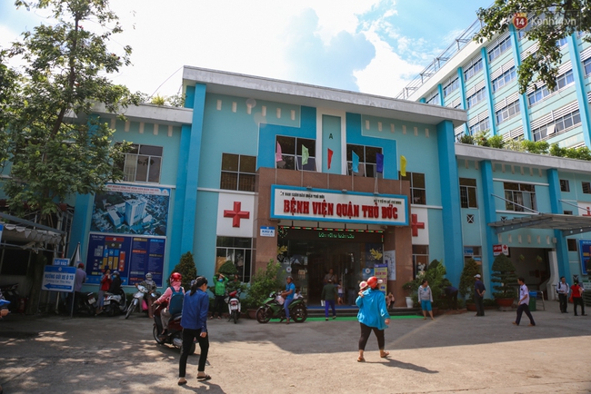 Tạm giữ nam điều dưỡng nghi xâm hại tình dục nữ bệnh nhân ở Sài Gòn - Ảnh 1.